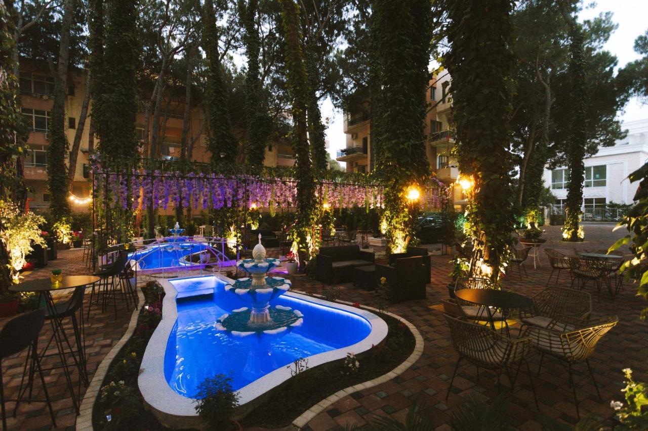 Hotel Mali I Robit 3*