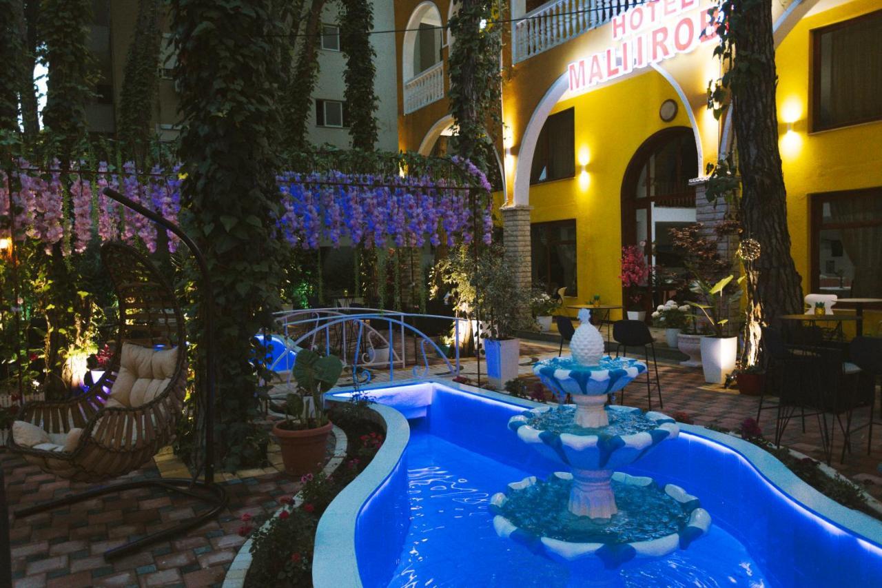 Mali I Robit Hotel